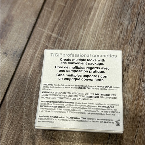 NEW! TIGI High Density Quad Eyeshadow in Prostars - Picture 5 of 6